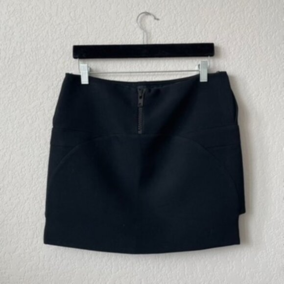 Givenchy Black Mini Skirt w/ Uneven Hem Size 36 Small - Picture 2 of 10